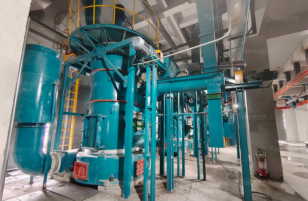 內(nèi)蒙古某知名炭素廠煅后石油焦磨粉生產(chǎn)線